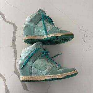 Nike Women's Dunk Sky HI Turquoise High-Top Sneakers - Size 6.5